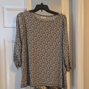 Max Studio Black and White Floral Blouse